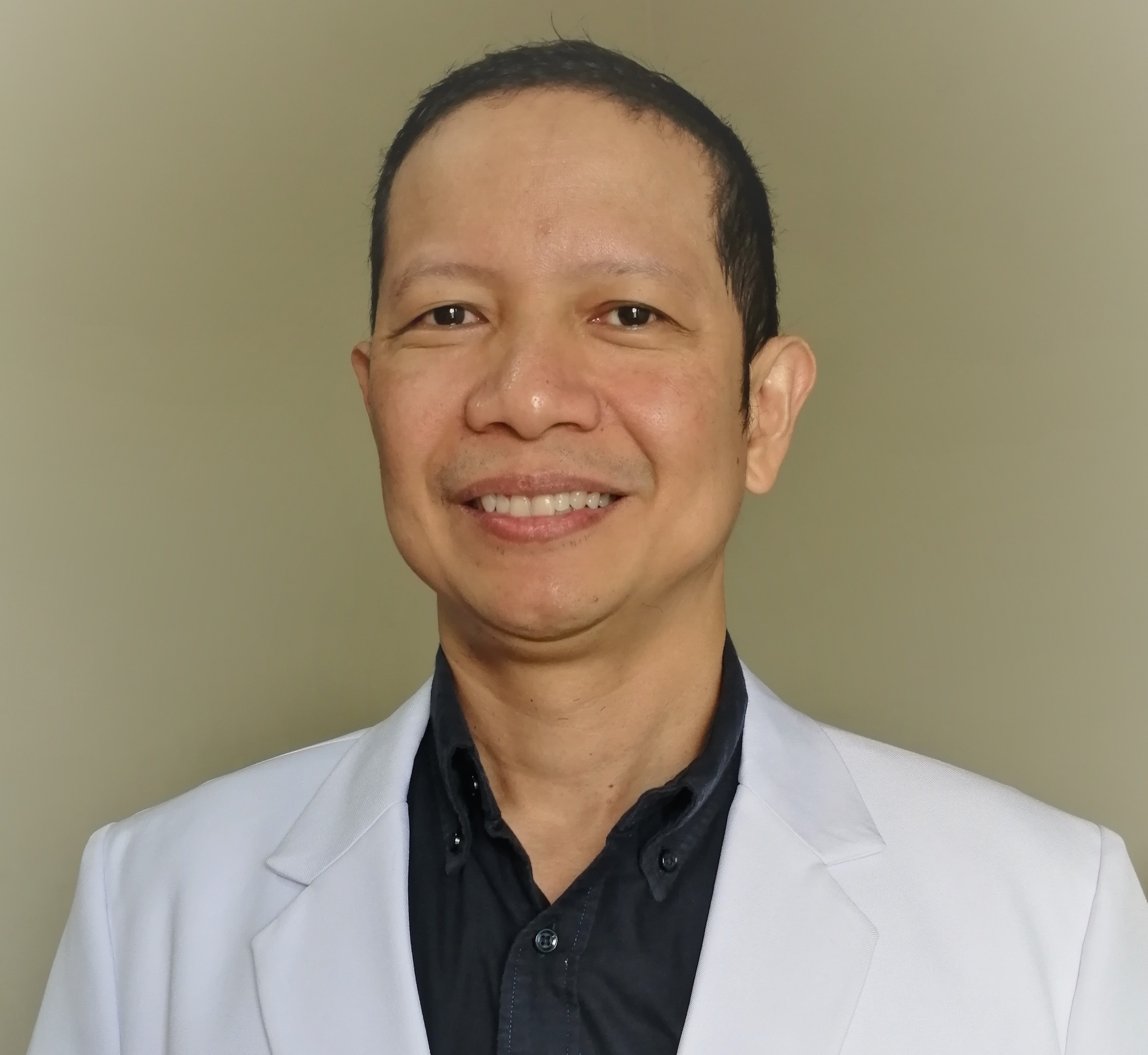 Dr. Carlo Umlas